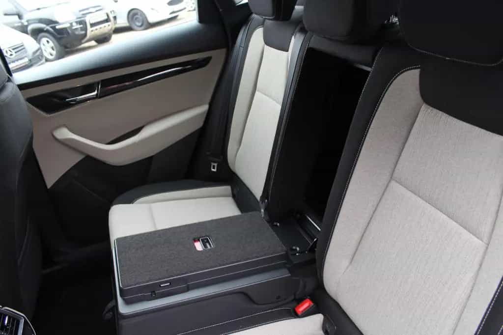 Skoda Karoq 1.5l Style DSG 08/2020-photo-17
