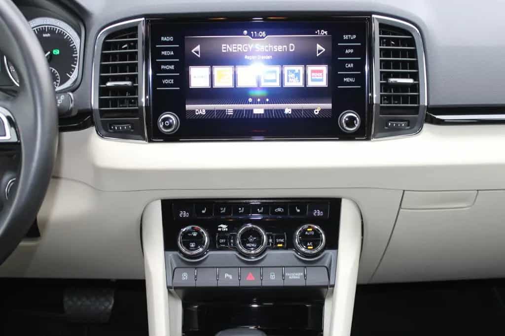 Skoda Karoq 1.5l Style DSG 08/2020-photo-18