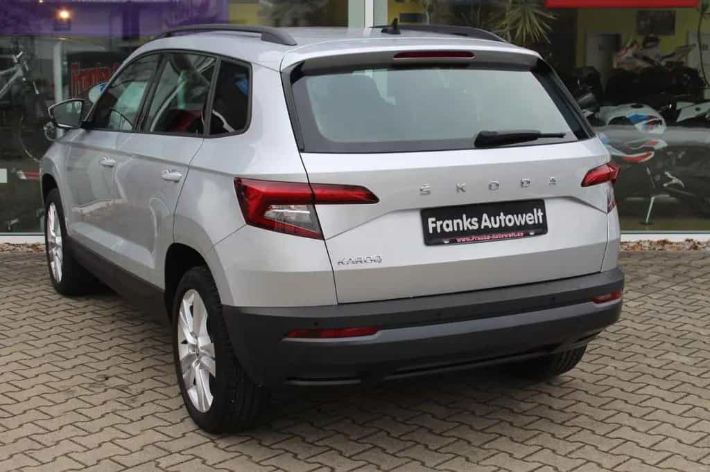 Skoda Karoq 1.5l Style DSG 08/2020-photo-6