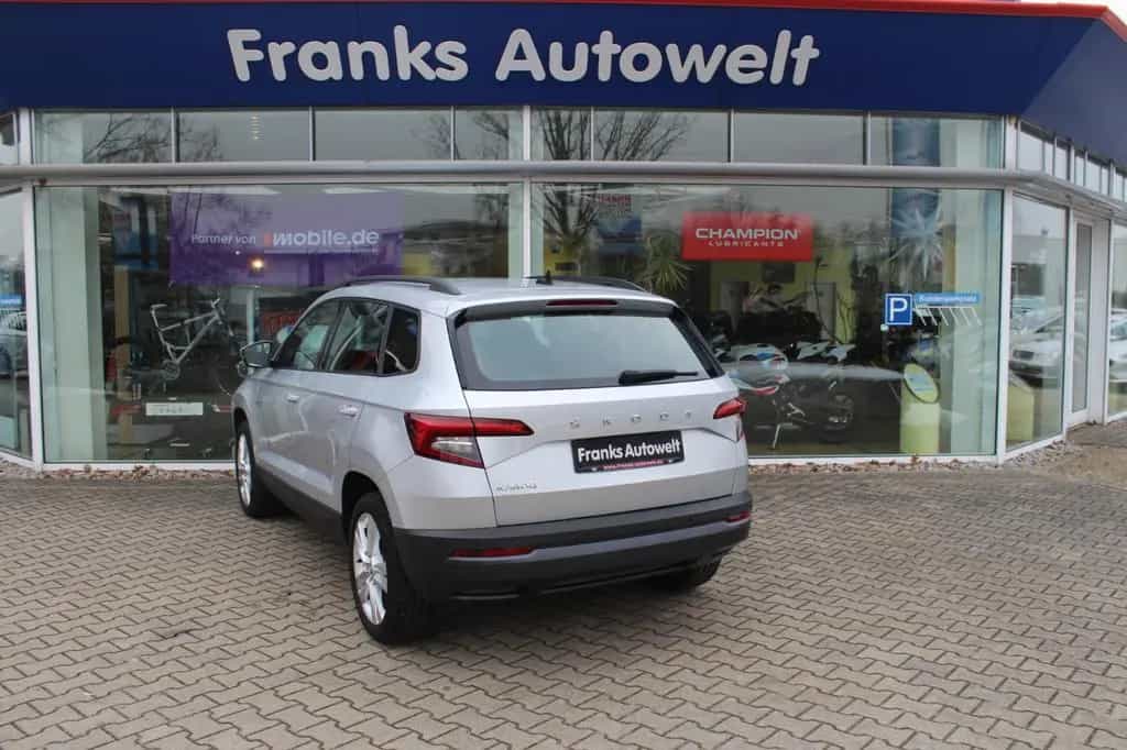 Skoda Karoq 1.5l Style DSG 08/2020-photo-7