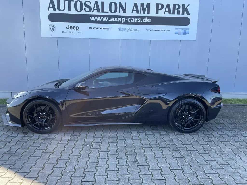 Corvette Z06 Coupe 3LZ 5.5 V8 08/2025-photo-2