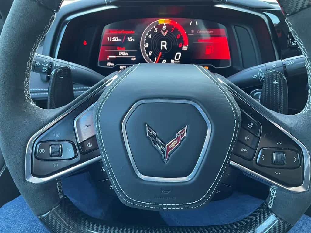 Corvette Z06 Coupe 3LZ 5.5 V8 08/2025-photo-20