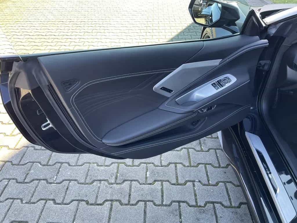 Corvette Z06 Coupe 3LZ 5.5 V8 08/2025-photo-6