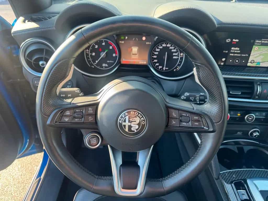 Alfa Romeo Stelvio Veloce Glasdach Memory Alcantara Navi 01/2022-photo-7