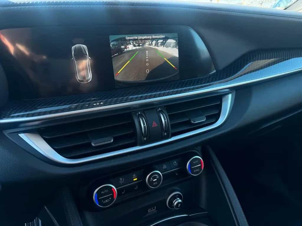 Alfa Romeo Stelvio Veloce Glasdach Memory Alcantara Navi 01/2022-photo-9