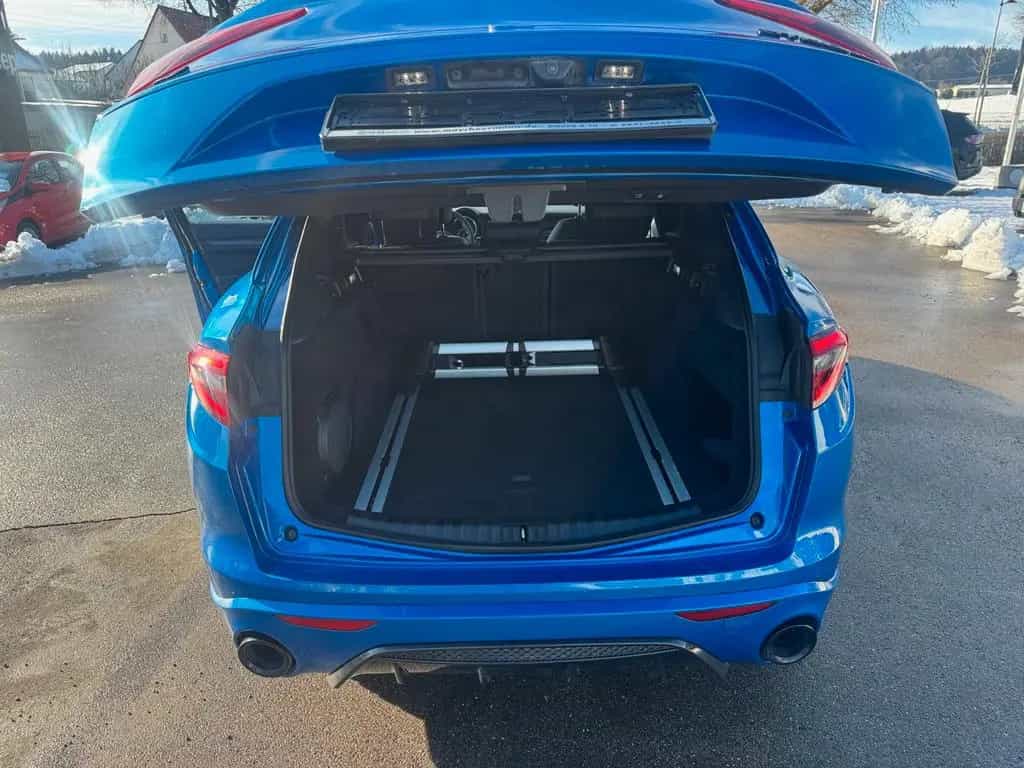Alfa Romeo Stelvio Veloce Glasdach Memory Alcantara Navi 01/2022-photo-11