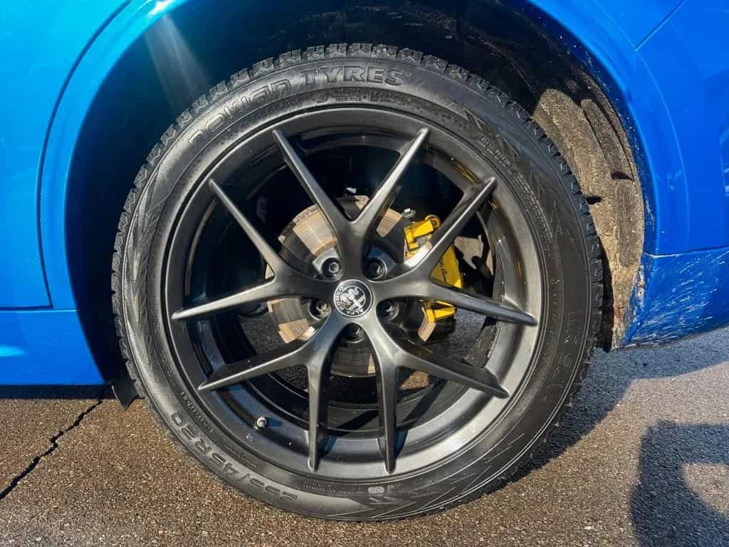 Alfa Romeo Stelvio Veloce Glasdach Memory Alcantara Navi 01/2022-photo-13