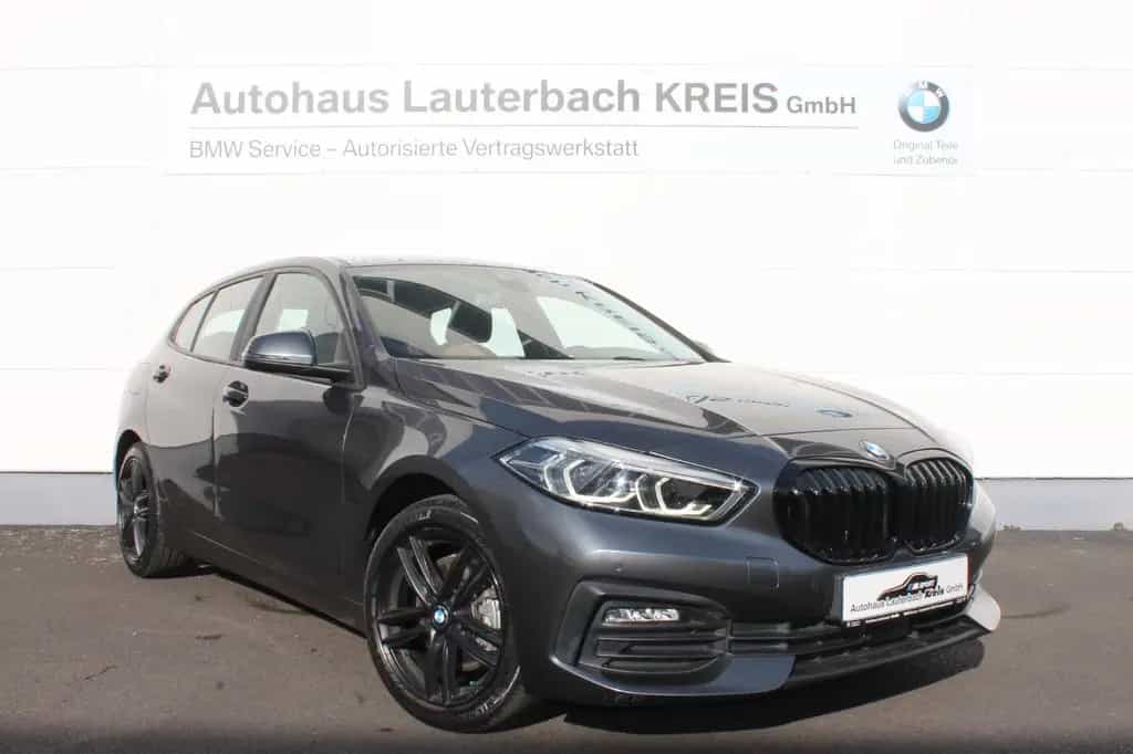 BMW 1 Series 118i F40 Autom. NAVI, LED, PDC, SHZ, WC, 17" 11/2019-photo-1