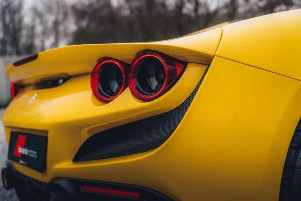Ferrari F8 Spider Giallo Modena / Carbon Racing Seats / 05/2021-photo-9