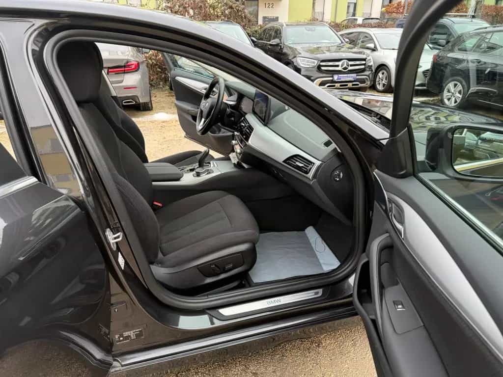 BMW 5 Series 520d Lim Driving Assistant Professio Kamera LED 11/2020-photo-13