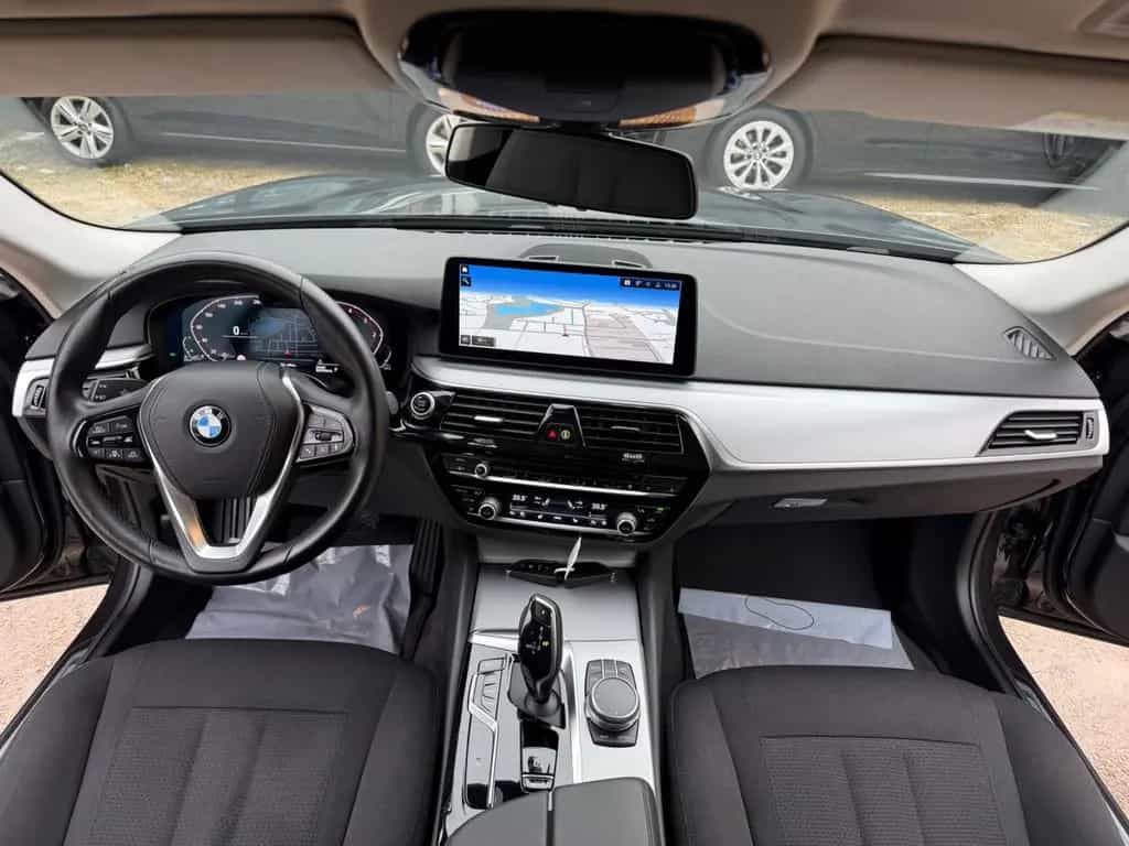 BMW 5 Series 520d Lim Driving Assistant Professio Kamera LED 11/2020-photo-9