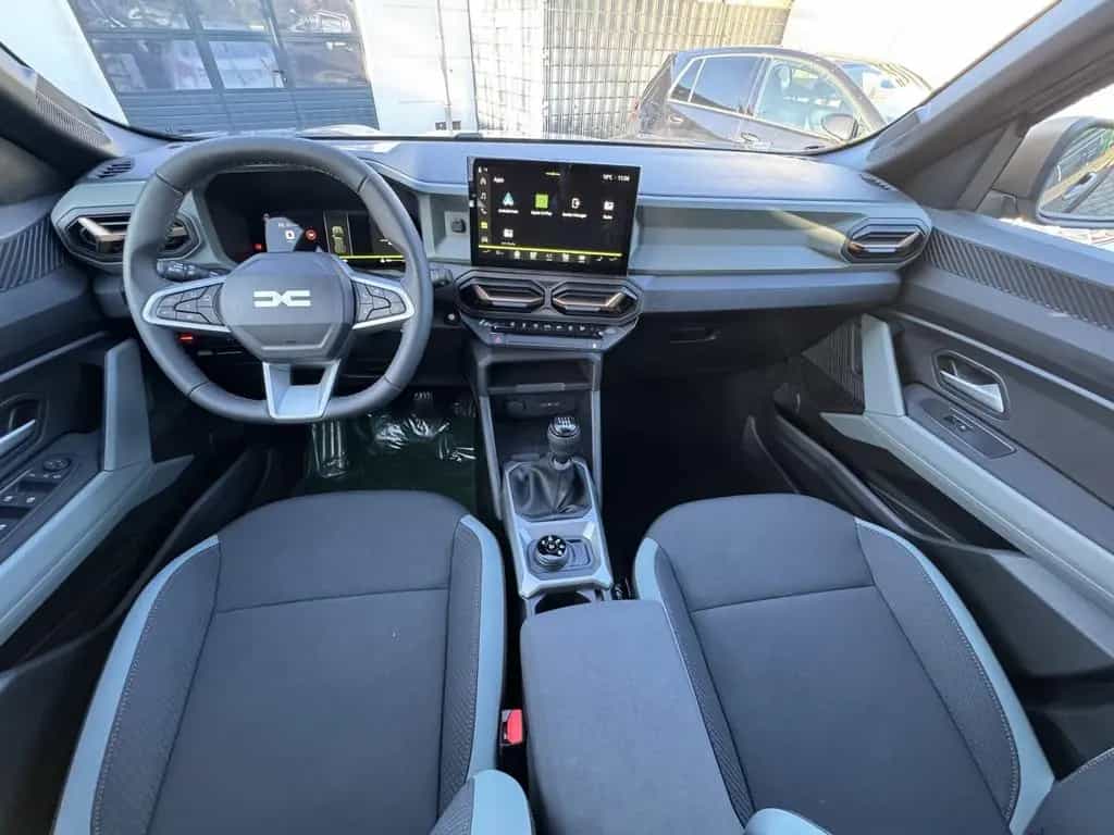 Dacia Bigster TCe 130 4x4 Extreme|CITY|WINTER PLUS|HEC 11/2025-photo-13
