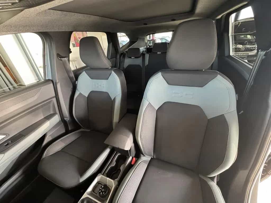 Dacia Bigster TCe 130 4x4 Extreme|CITY|WINTER PLUS|HEC 11/2025-photo-23