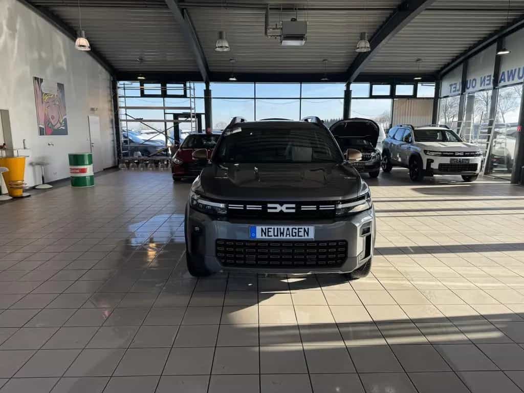 Dacia Bigster TCe 130 4x4 Extreme|CITY|WINTER PLUS|HEC 11/2025-photo-8