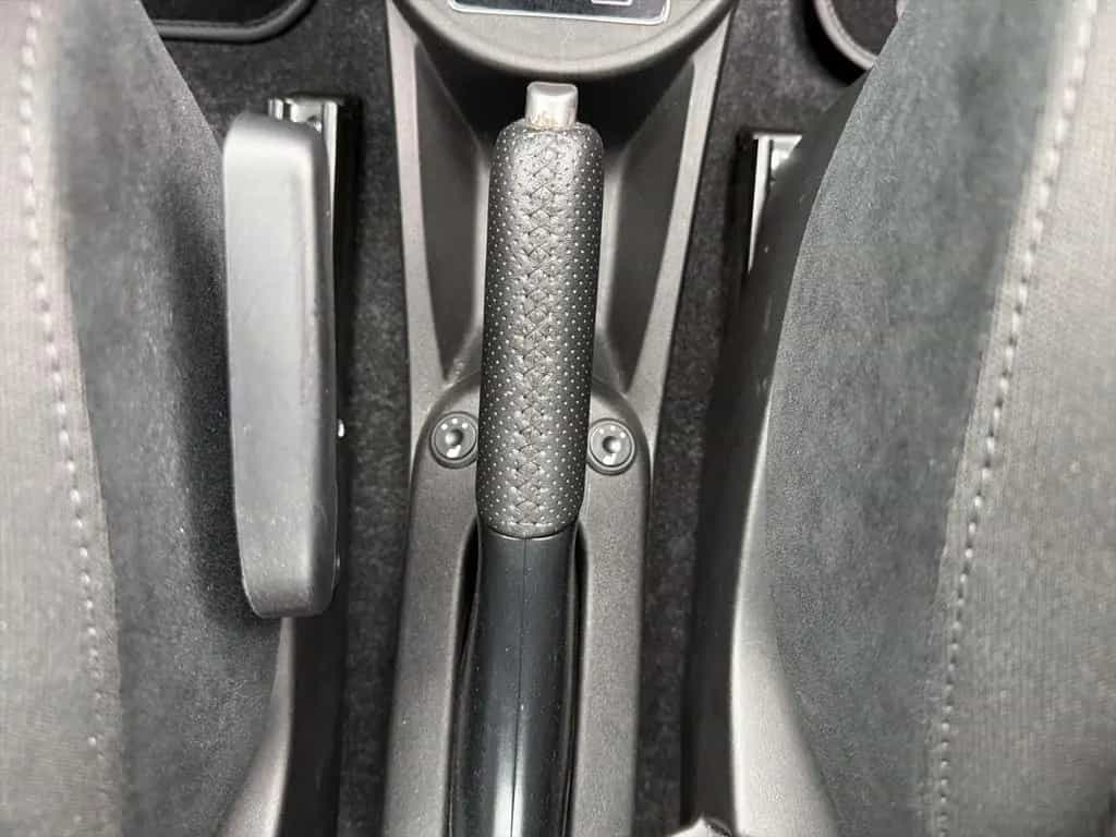 Abarth 500 1.4 T- JET 16 V 595 Klima+Sitzheizung+PDC 01/2022-photo-17