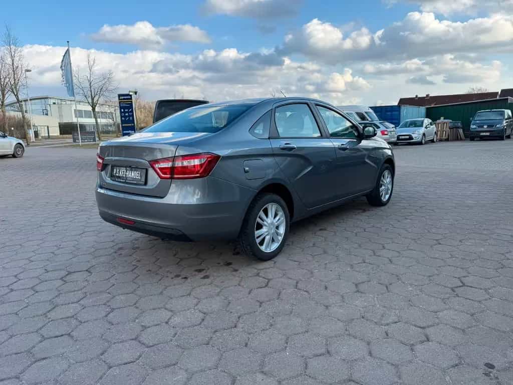 Lada Vesta 1.6 16V 02/2018-photo-2