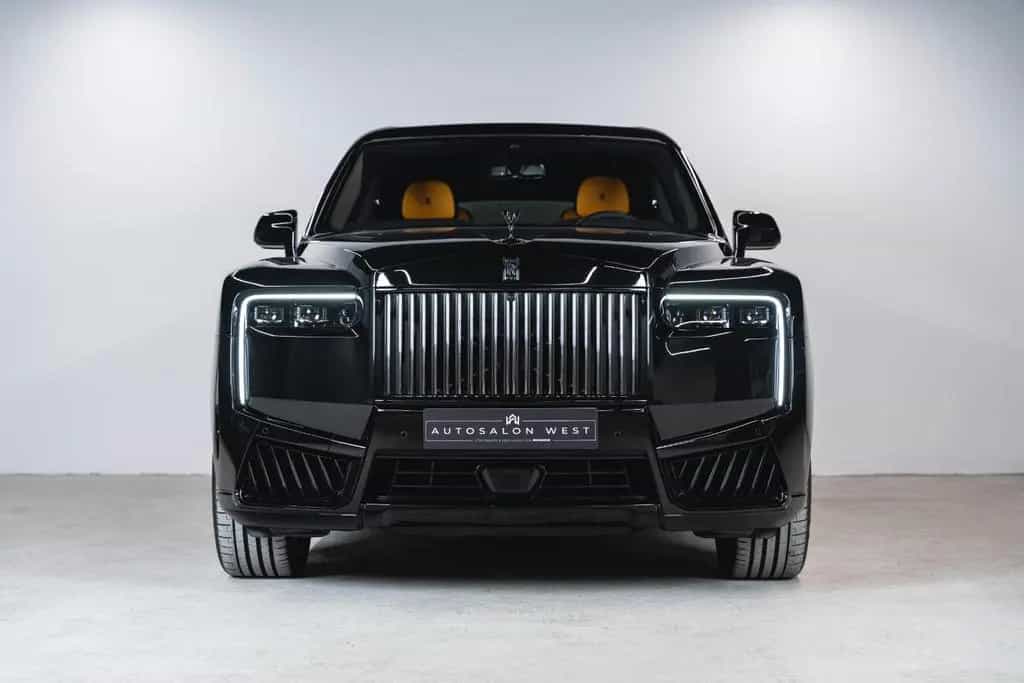 Rolls-Royce Cullinan SERIES II BLACK BADGE *Footrest* MY26* null-photo-2