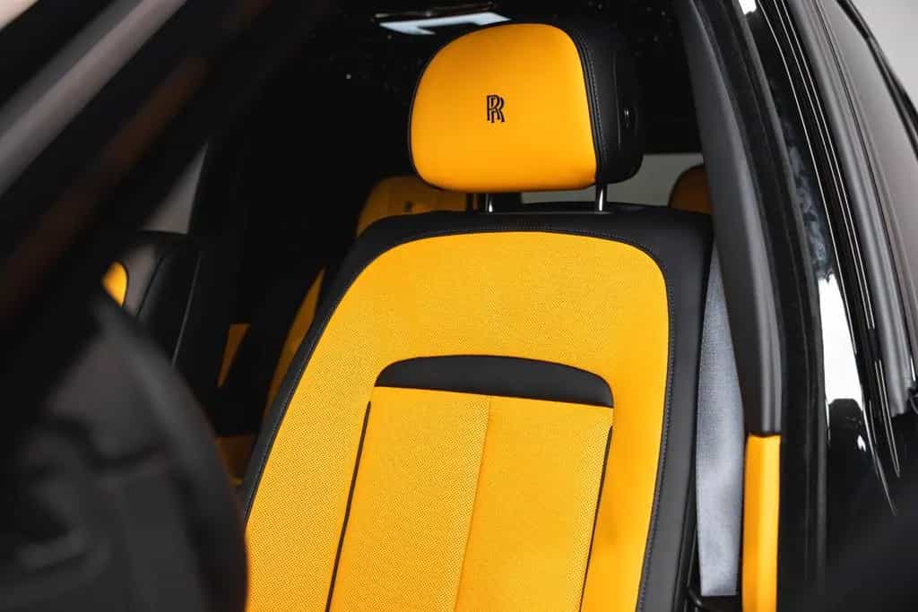 Rolls-Royce Cullinan SERIES II BLACK BADGE *Footrest* MY26* null-photo-31
