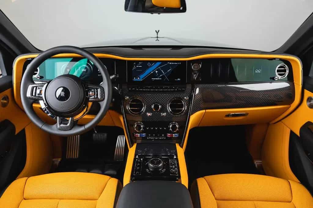 Rolls-Royce Cullinan SERIES II BLACK BADGE *Footrest* MY26* null-photo-39