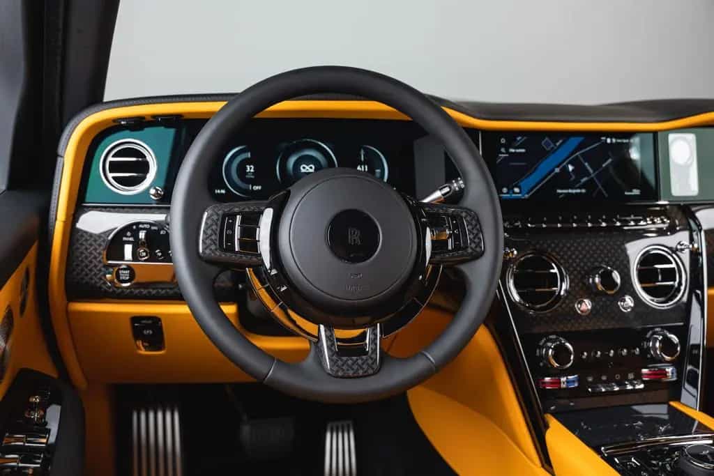 Rolls-Royce Cullinan SERIES II BLACK BADGE *Footrest* MY26* null-photo-41