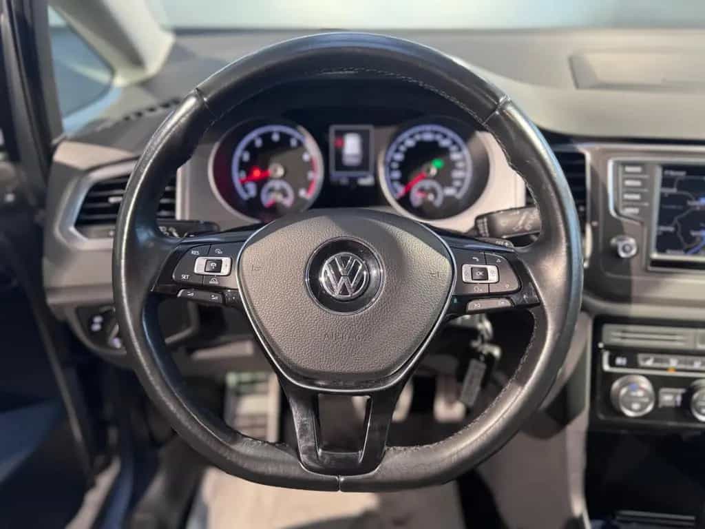 Volkswagen Golf Sportsvan Allstar 1.4 DSG*XENON*NAVI*SITZH* 12/2016-photo-17