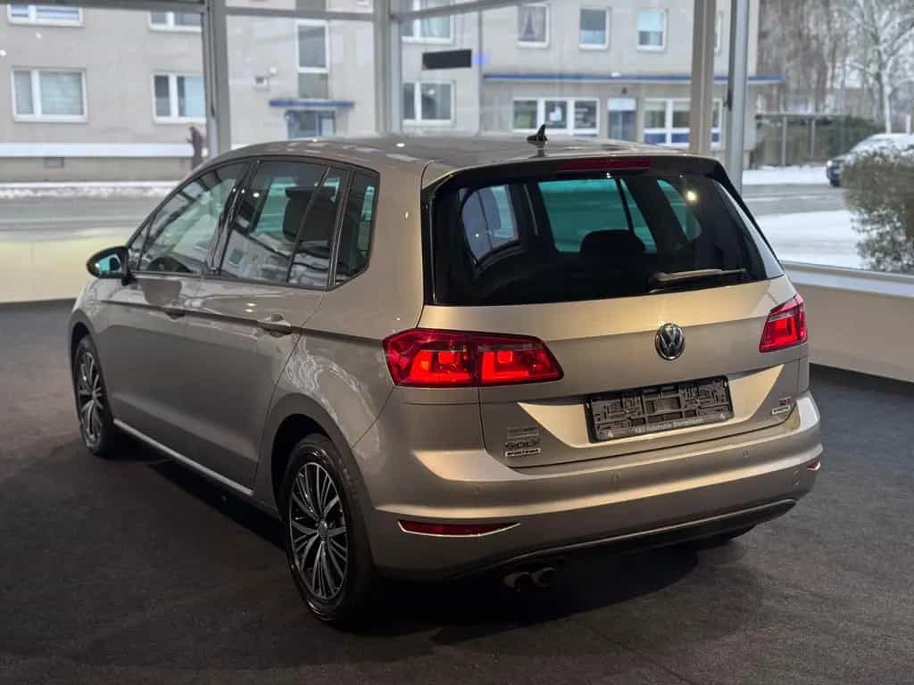 Volkswagen Golf Sportsvan Allstar 1.4 DSG*XENON*NAVI*SITZH* 12/2016-photo-4