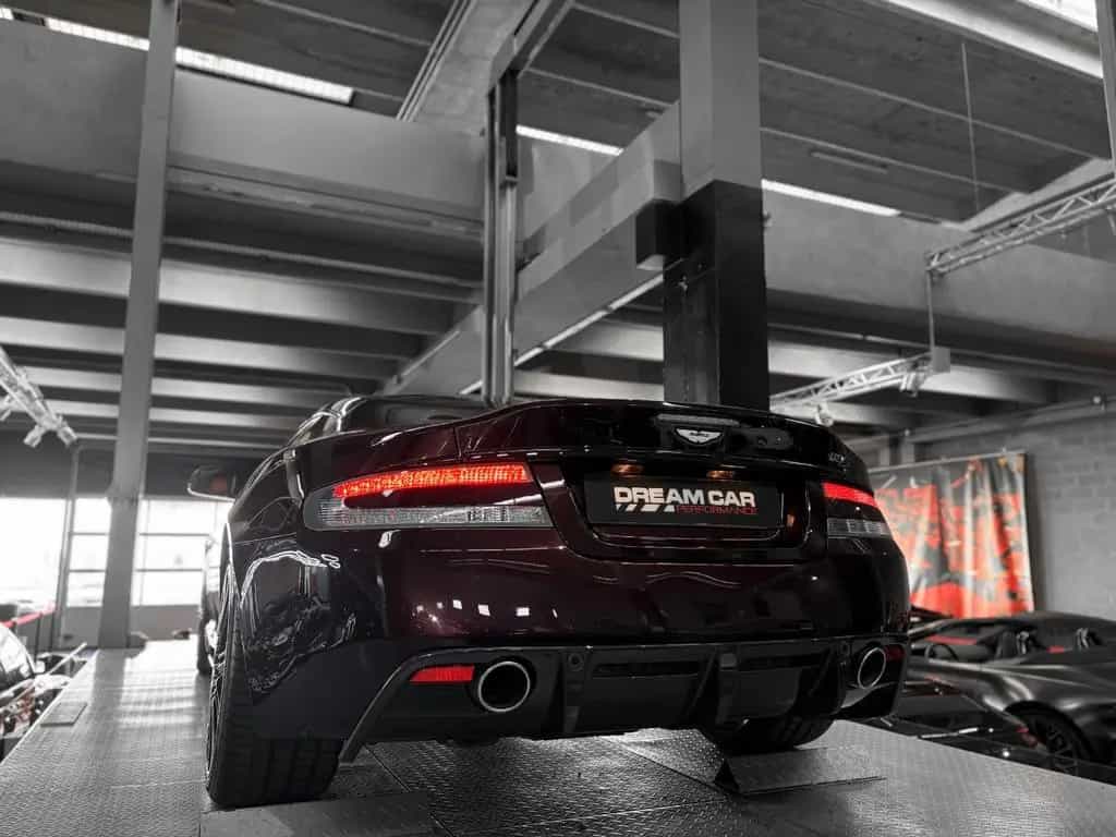 Aston Martin DBS V12 5.9 - Amethyst Red 01/2010-photo-11