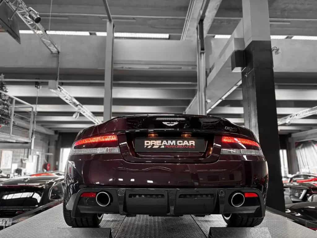 Aston Martin DBS V12 5.9 - Amethyst Red 01/2010-photo-12