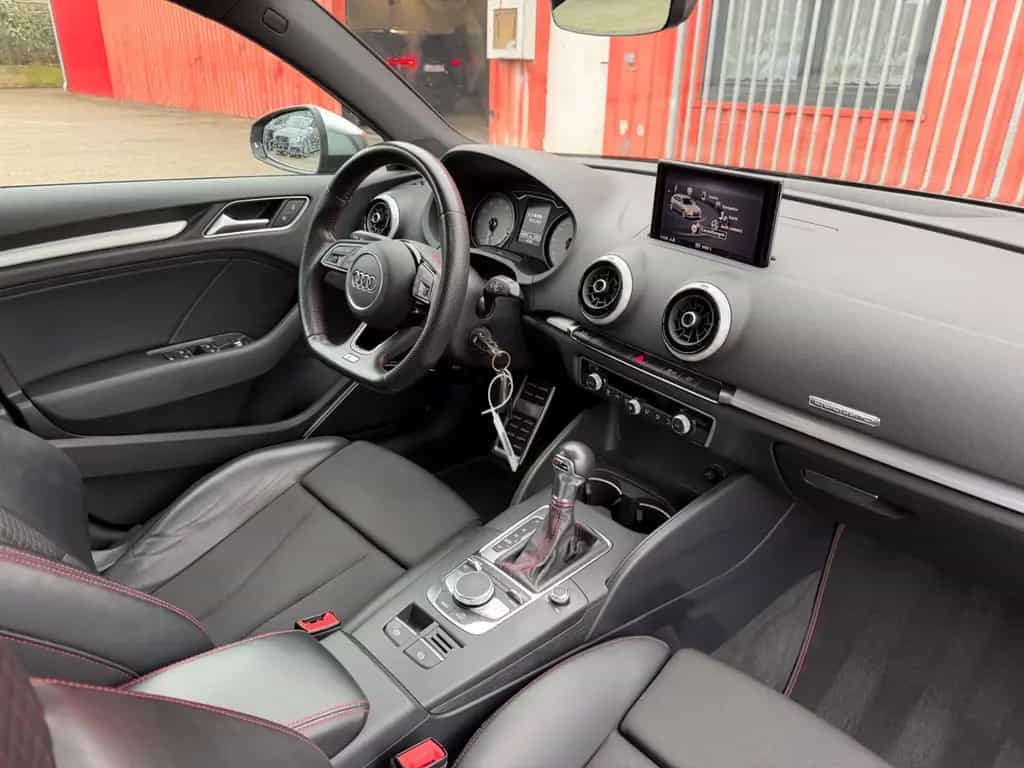 Audi S3 Sportback 2.0 TFSI quattro Bang&Olufsen/LED 06/2019-photo-18