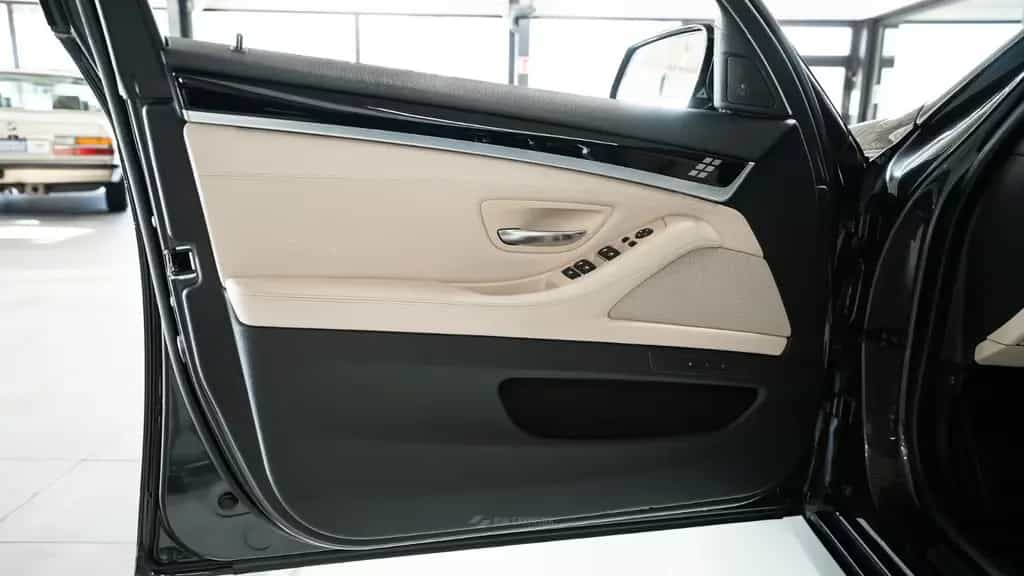 ALPINA B5 Lim HeadUp Sitzbelüf. SrndView AdapDrive 06/2013-photo-16