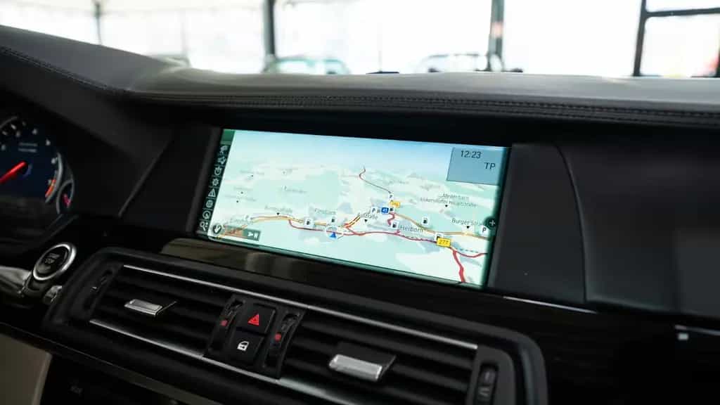 ALPINA B5 Lim HeadUp Sitzbelüf. SrndView AdapDrive 06/2013-photo-28