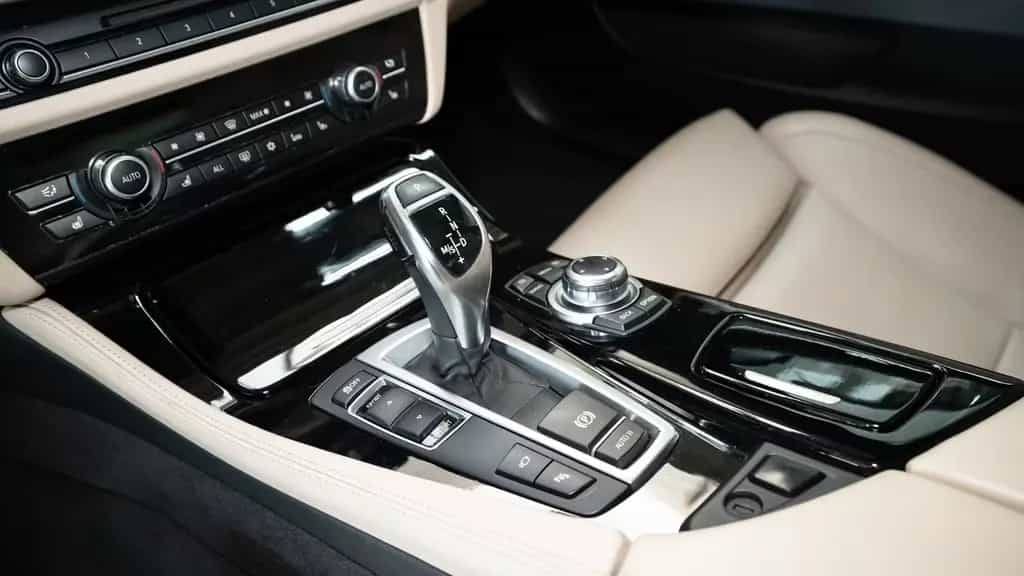 ALPINA B5 Lim HeadUp Sitzbelüf. SrndView AdapDrive 06/2013-photo-30
