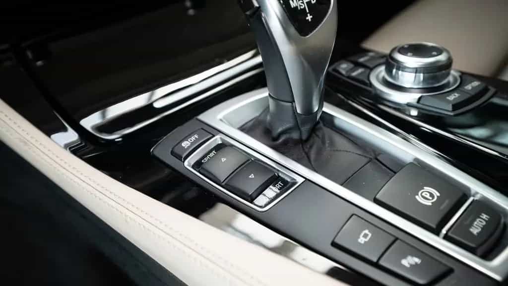 ALPINA B5 Lim HeadUp Sitzbelüf. SrndView AdapDrive 06/2013-photo-31