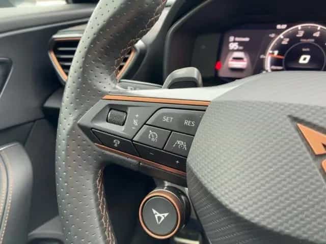 Cupra Formentor VZ 4Drive Leder LED Navi Keyless AD e- 09/2021-photo-13