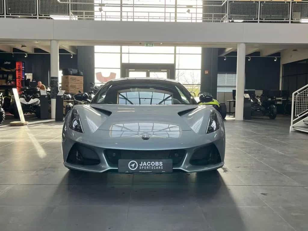 Lotus Emira Turbo SE null-photo-1