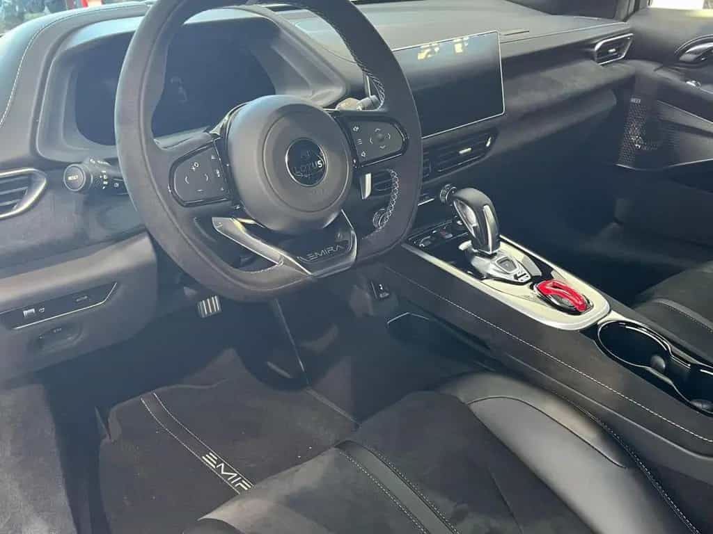 Lotus Emira Turbo SE null-photo-9