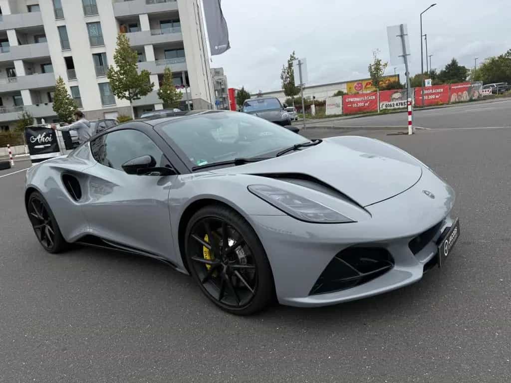 Lotus Emira Turbo SE 07/2025-photo-2