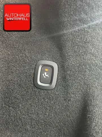 Volvo XC60 B5 B R-DESIGN MEMORY+AHK+KAMERA+GOOGLE+LED+ 03/2022-photo-10