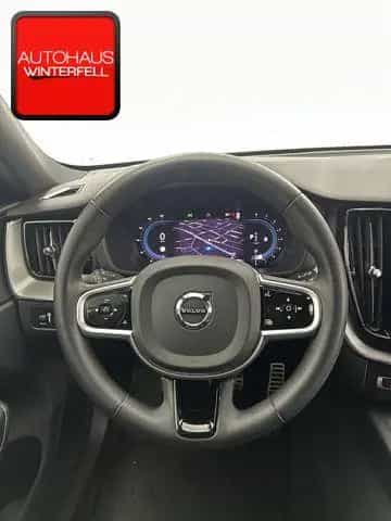 Volvo XC60 B5 B R-DESIGN MEMORY+AHK+KAMERA+GOOGLE+LED+ 03/2022-photo-16
