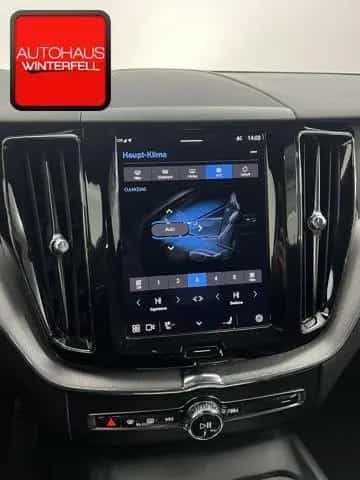 Volvo XC60 B5 B R-DESIGN MEMORY+AHK+KAMERA+GOOGLE+LED+ 03/2022-photo-18