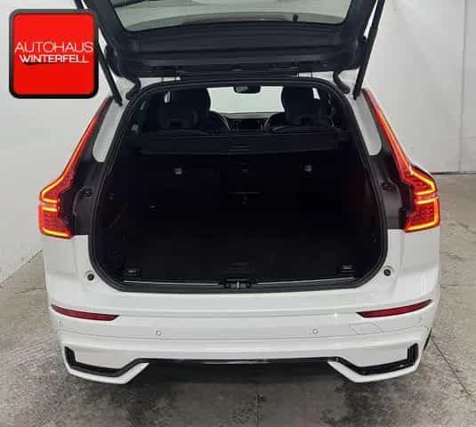 Volvo XC60 B5 B R-DESIGN MEMORY+AHK+KAMERA+GOOGLE+LED+ 03/2022-photo-25