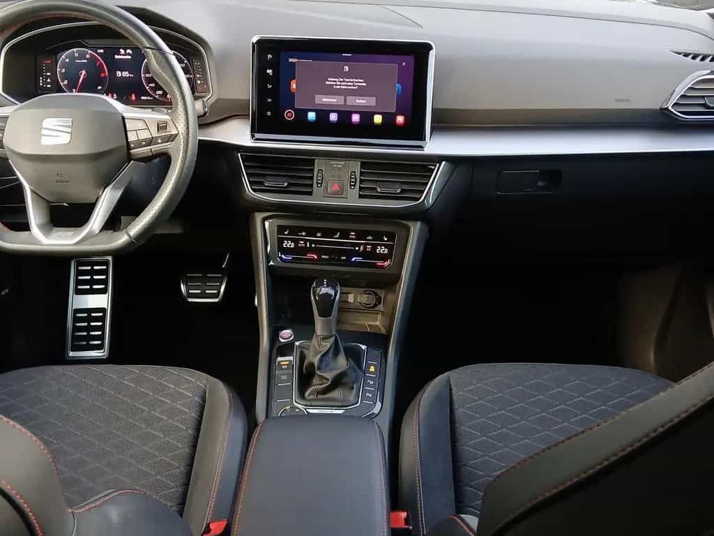 Seat Tarraco 2.0TSI FR 4Drive*NAV*AHK*LED*KAM*SHZ*Bre 10/2023-photo-7