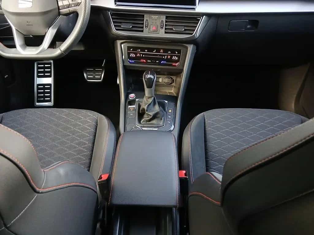 Seat Tarraco 2.0TSI FR 4Drive*NAV*AHK*LED*KAM*SHZ*Bre 10/2023-photo-8