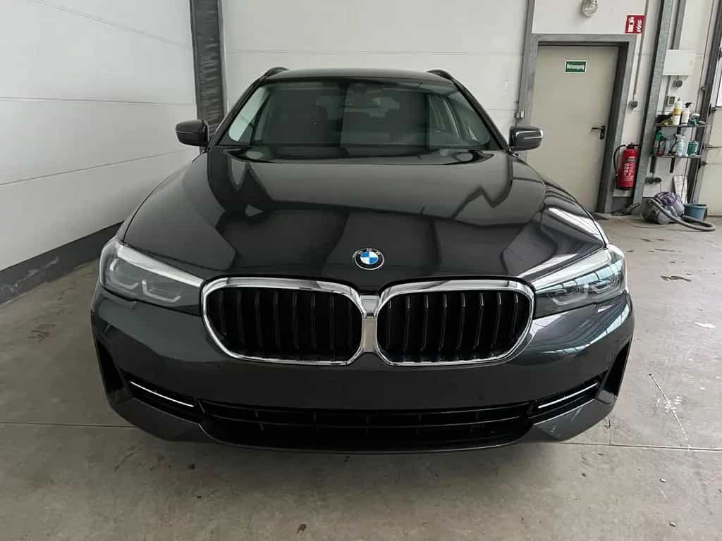 BMW 5 Series 520d Touring+HUD+Park-Assist+Harman-K.+1.Hand. 07/2022-photo-10