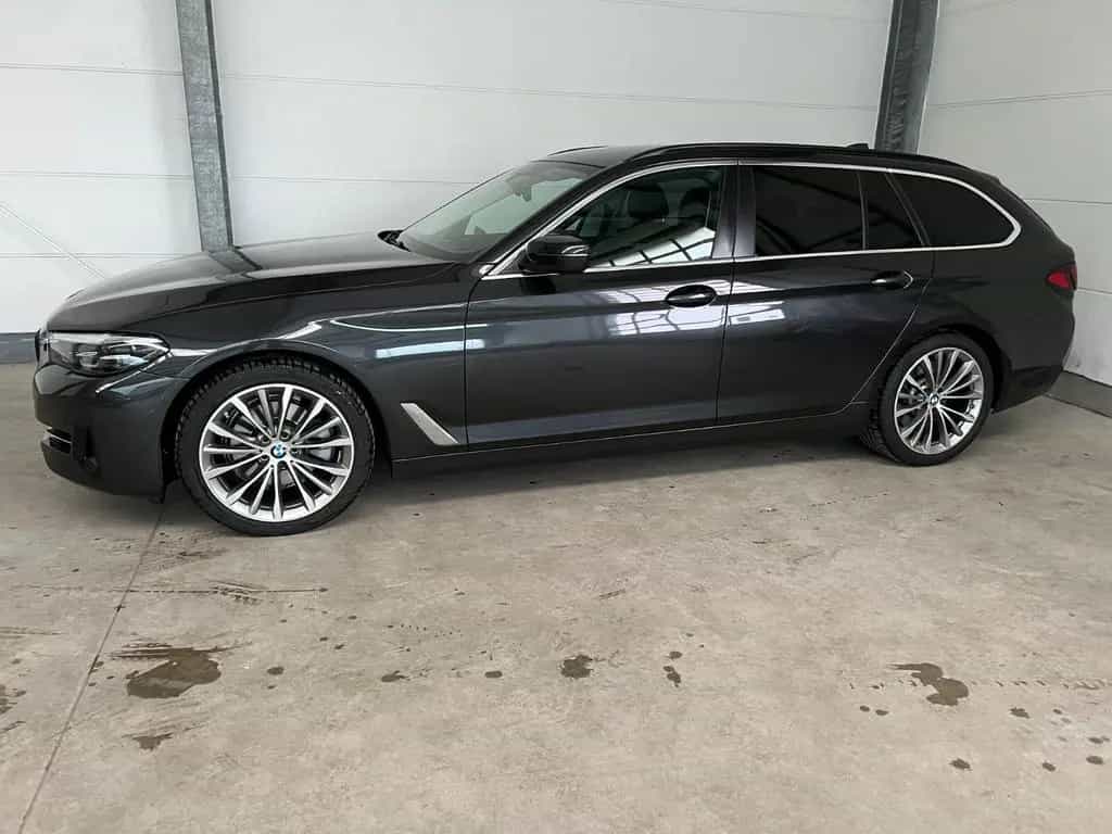 BMW 5 Series 520d Touring+HUD+Park-Assist+Harman-K.+1.Hand. 07/2022-photo-13