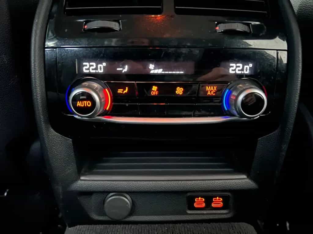 BMW 5 Series 520d Touring+HUD+Park-Assist+Harman-K.+1.Hand. 07/2022-photo-17