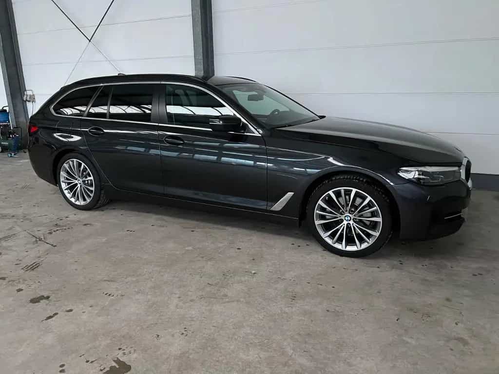 BMW 5 Series 520d Touring+HUD+Park-Assist+Harman-K.+1.Hand. 07/2022-photo-28