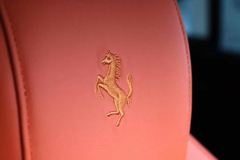 Ferrari Purosangue NEW 2026/Mandarin/8xCarbon/Pano/Full 01/2026-photo-19