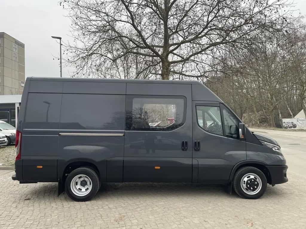 Iveco Daily 35C18 Mixto Hi-Matic 3.0HPI *5-Sitzer*AHK* 08/2021-photo-3