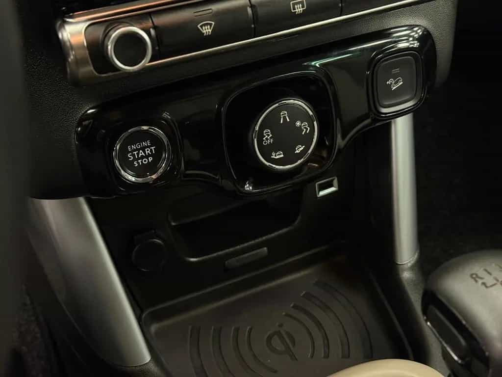 Citroën C3 Aircross 1.2 PureTech Scheckheft LED Head-Up 05/2020-photo-29